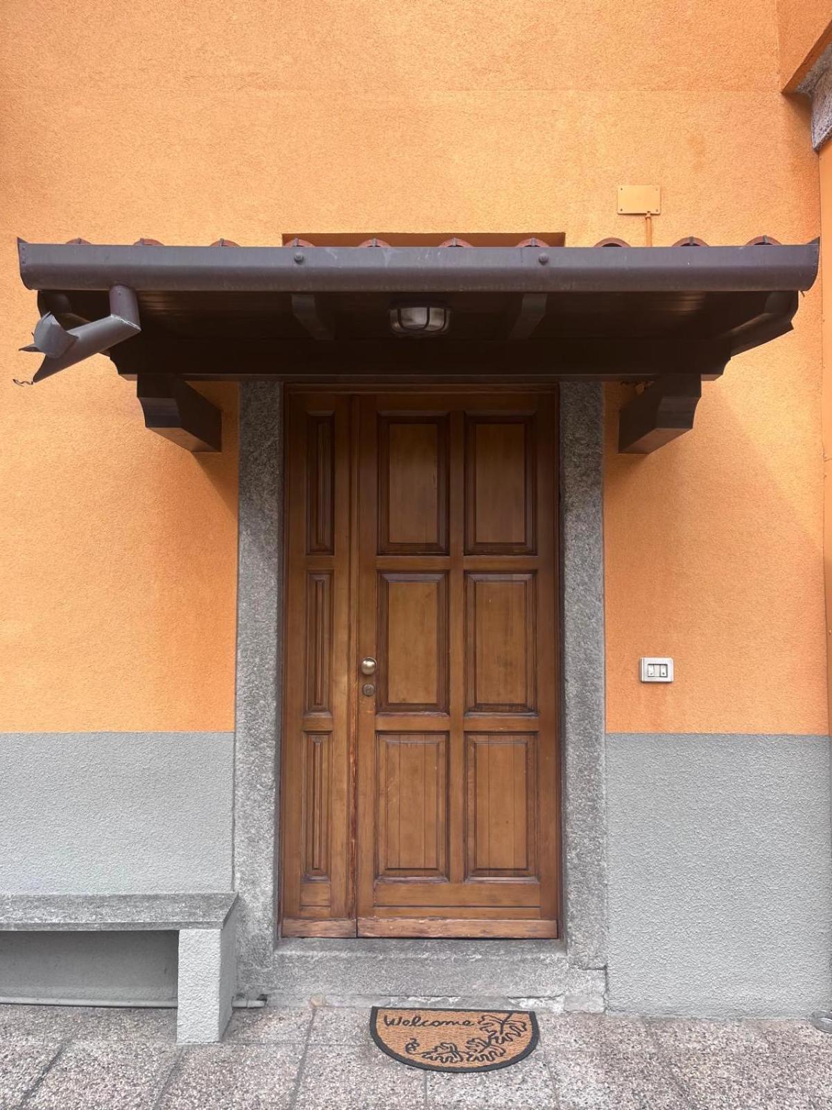 Casa Castagna Appartamento - Lecco Bagian luar foto