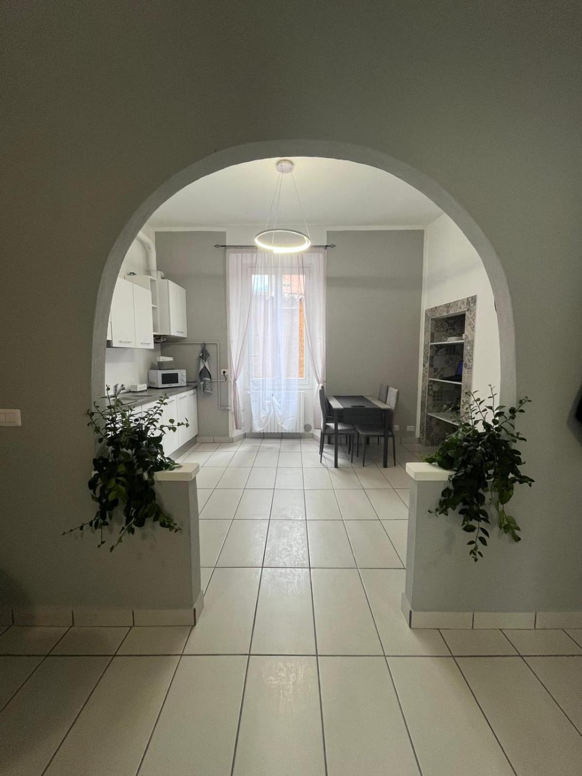 Casa Castagna Appartamento - Lecco Bagian luar foto